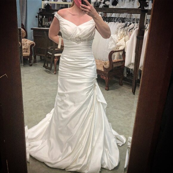 SAMPLE Satin Wedding Dress, Empire Mermaid Fit & Flare Sexy, Off-the-Shoulder - Picture 1 of 6